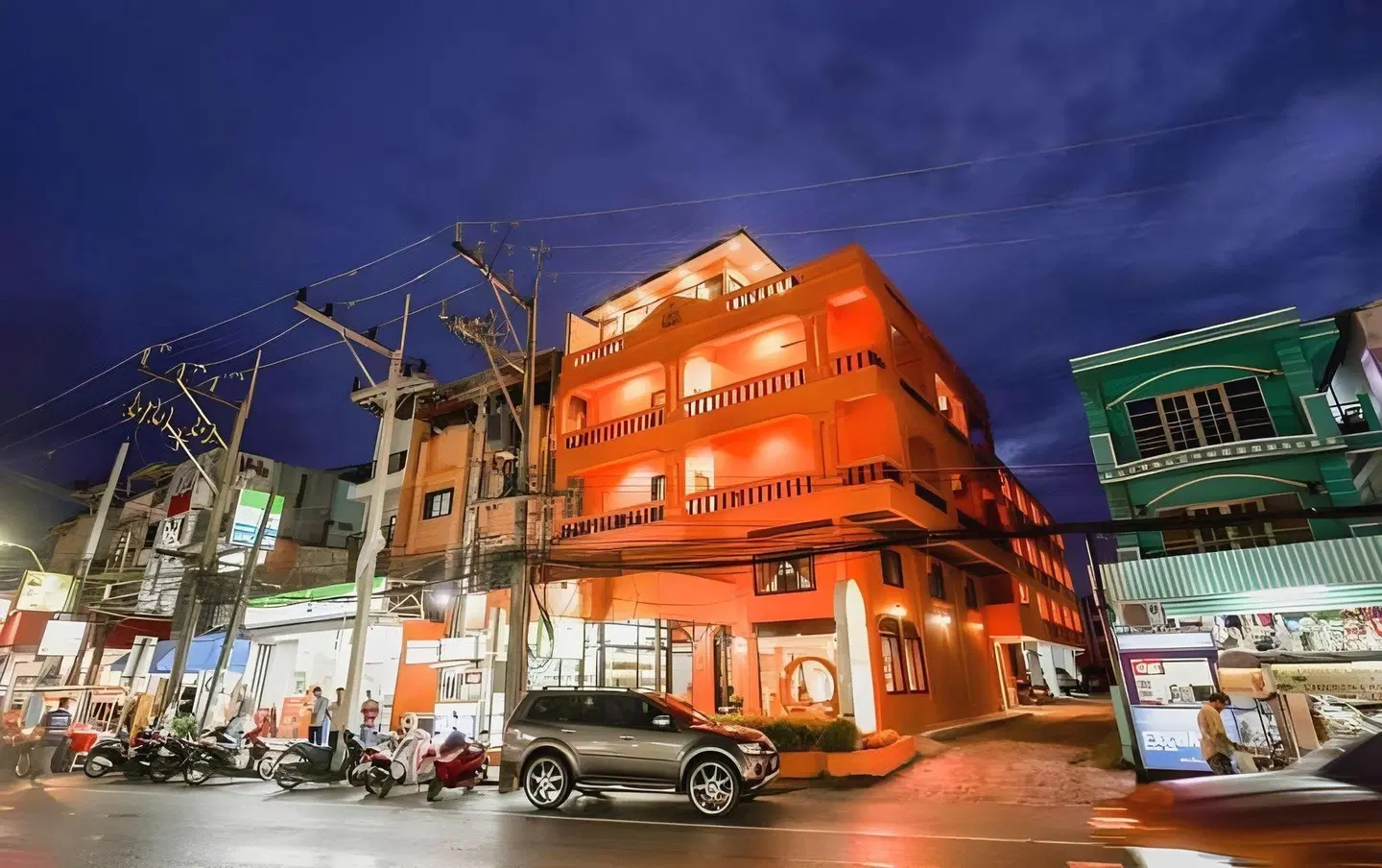Khaleej Mass Hotel Patong EXTERIOR