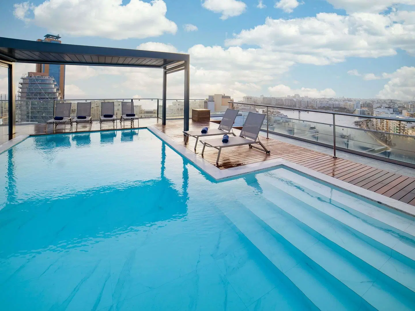 Mercure St. Julian's Malta OUTDOOR_POOL