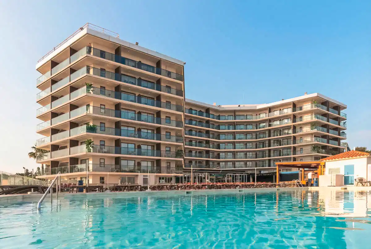 Golden Donaire Beach – Hotelfoto