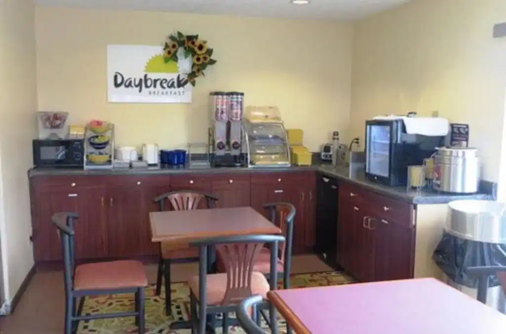 Days Inn by Wyndham Plainfield – Hotelfoto