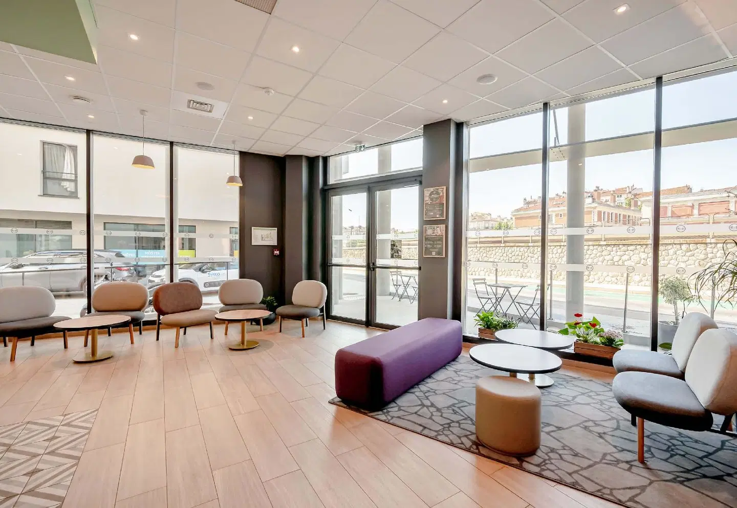 B&B Hotel Toulon Centre Gare LOUNGE_LOBBY