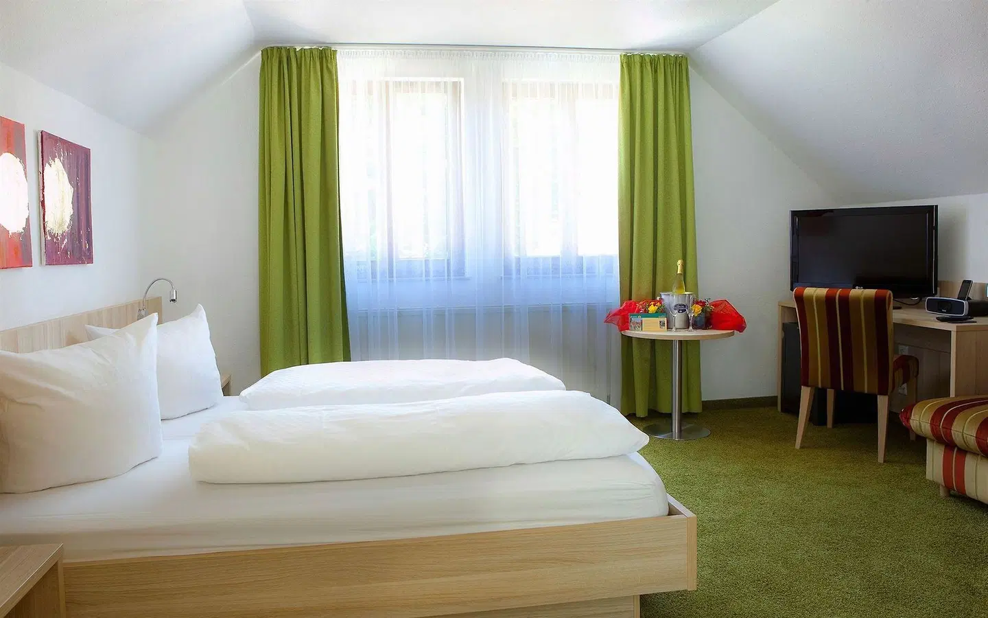 Ochsen ROOM_EXAMPLE