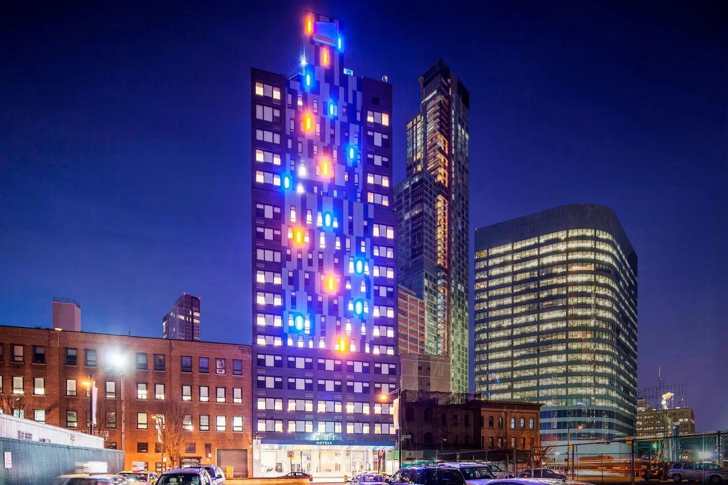 Aloft by Marriott Long Island City-Manhattan View EXTERIOR