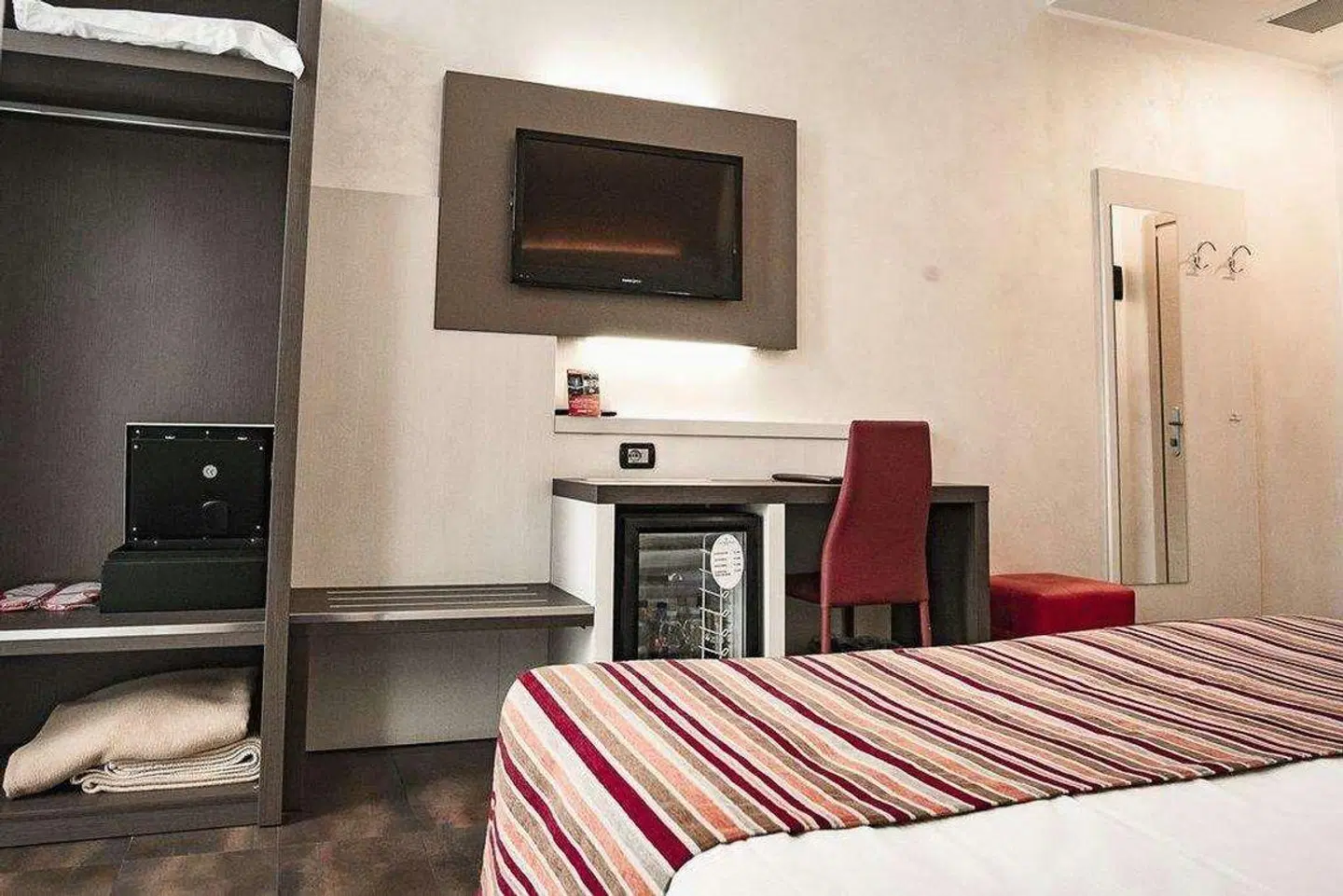 Milano Navigli ROOM_EXAMPLE