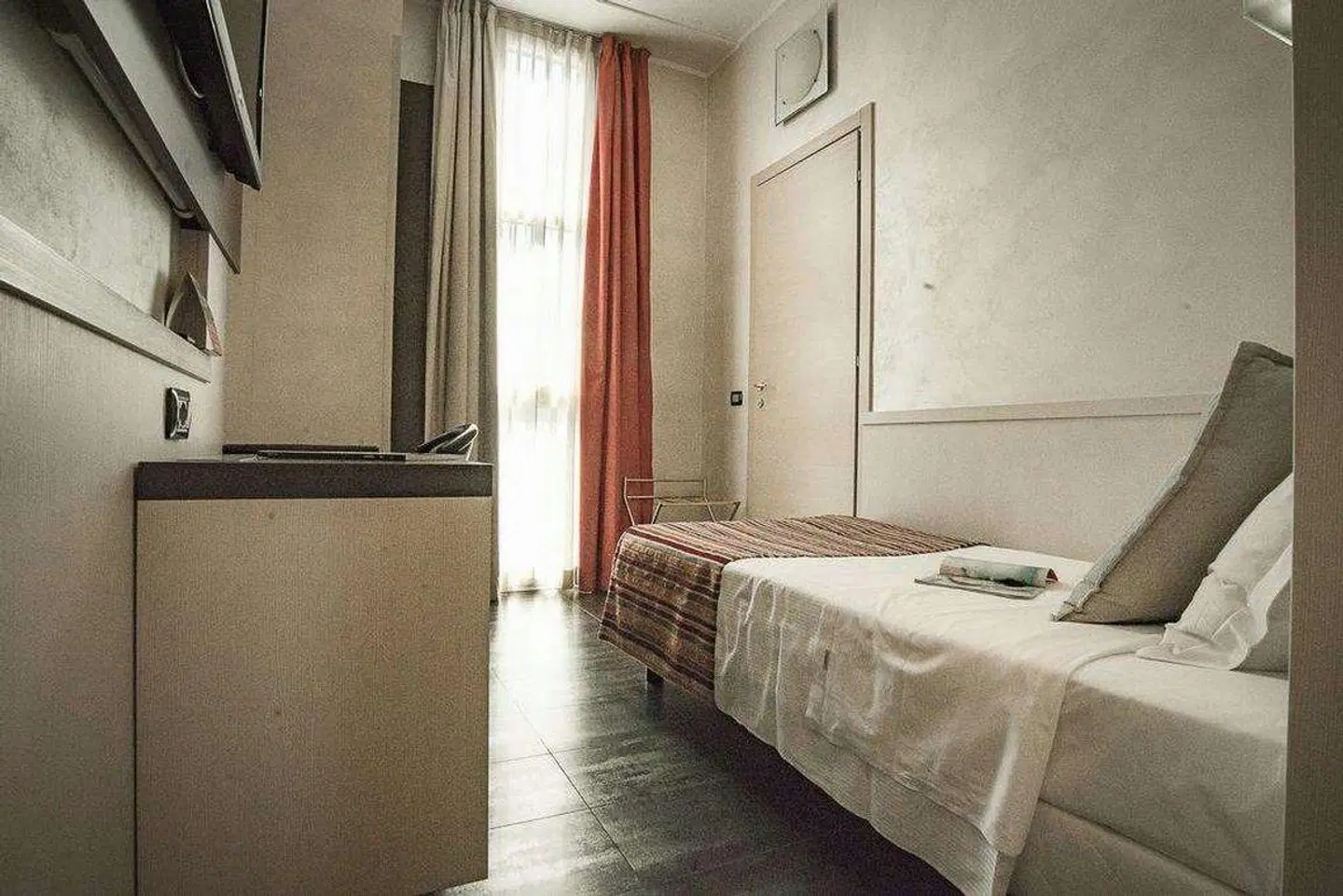 Milano Navigli ROOM_EXAMPLE