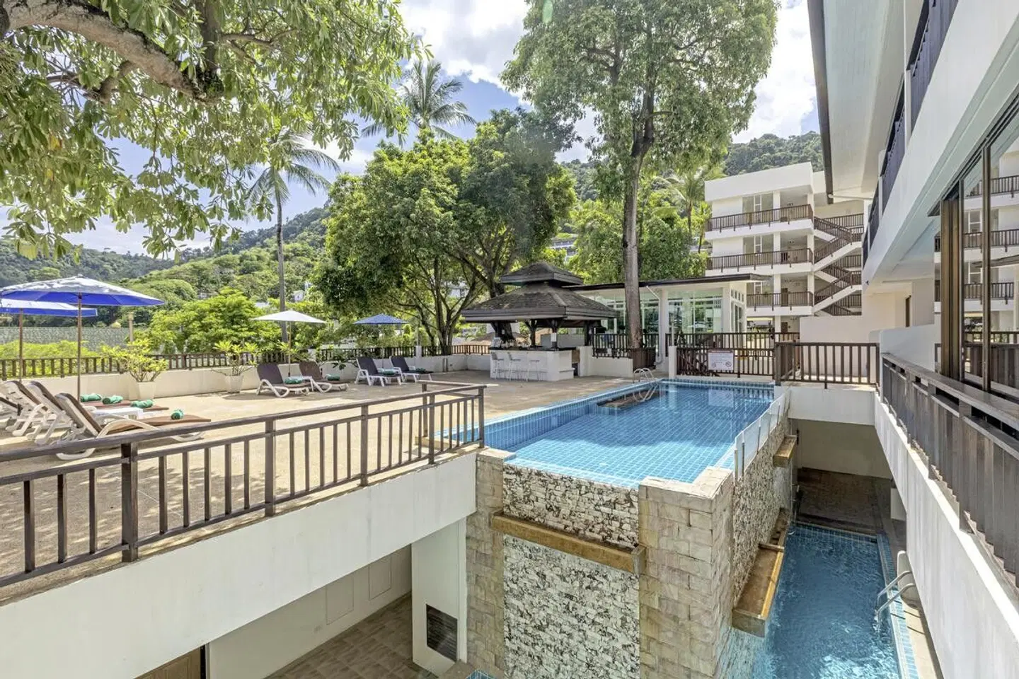 Patong Lodge Terrasse