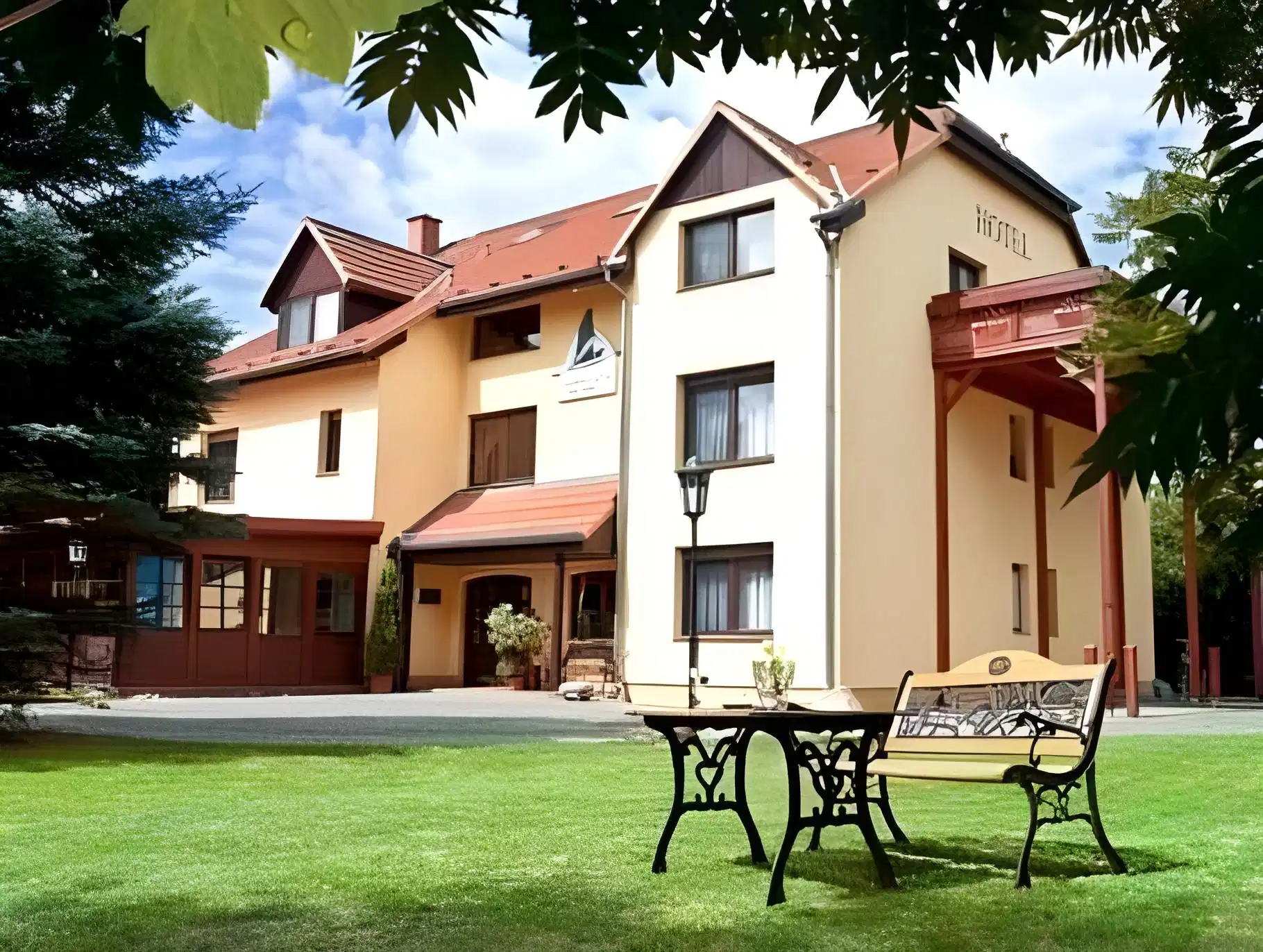 Kranich – Hotelfoto
