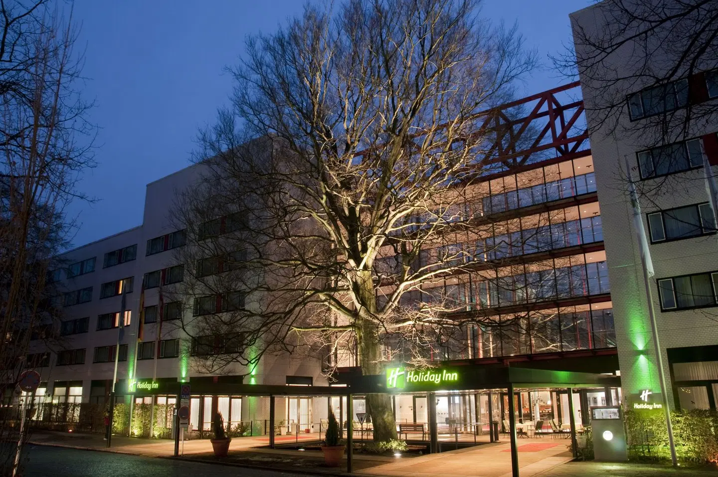 Holiday Inn Berlin - City West EXTERIOR