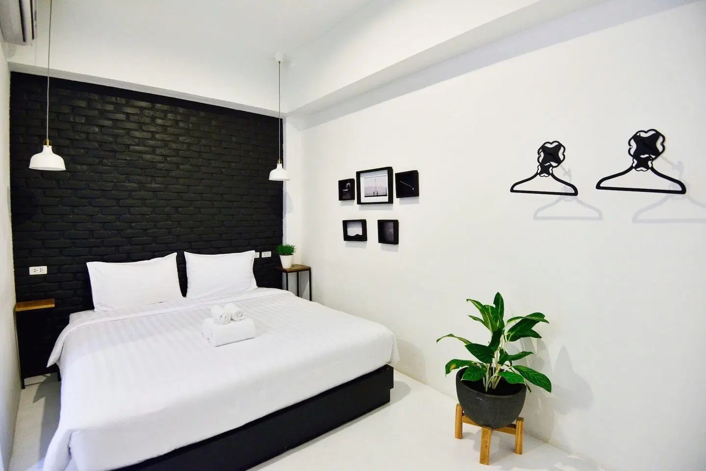 The Rommanee Classic Guesthouse ROOM_EXAMPLE