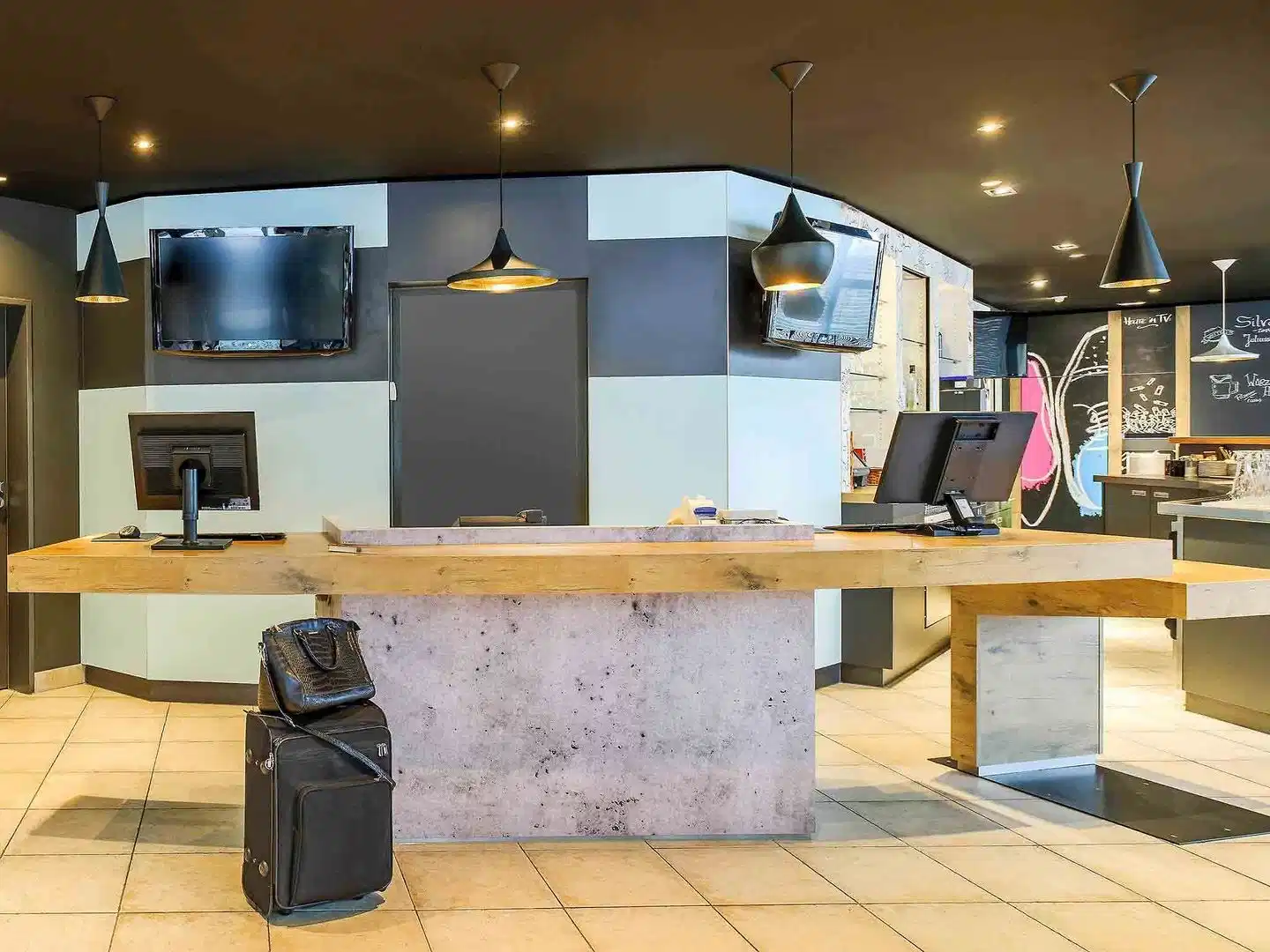 ibis Wuerzburg City – Hotelfoto