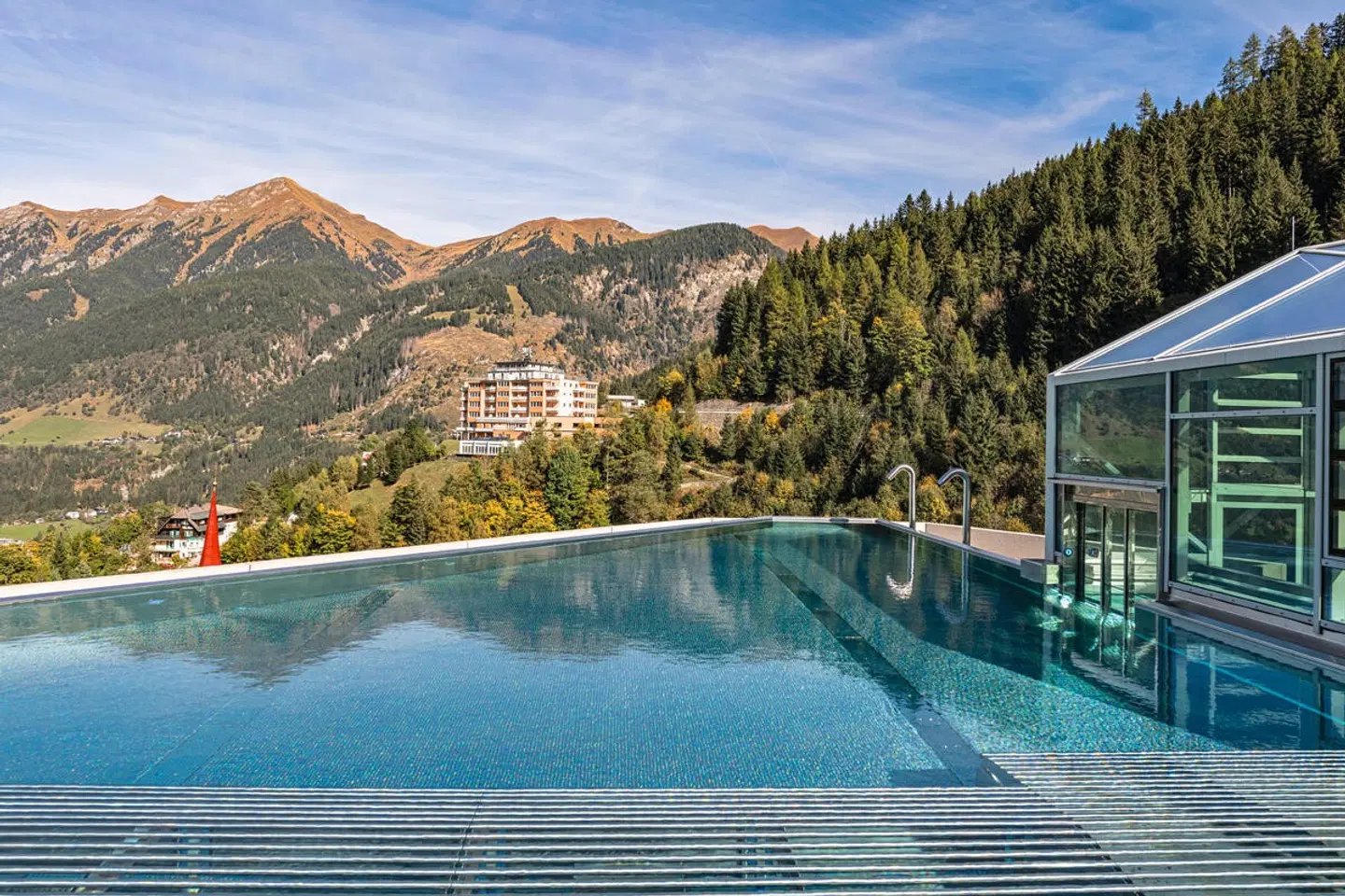 Urban Nature Bad Gastein - Badeschloss OUTDOOR_POOL