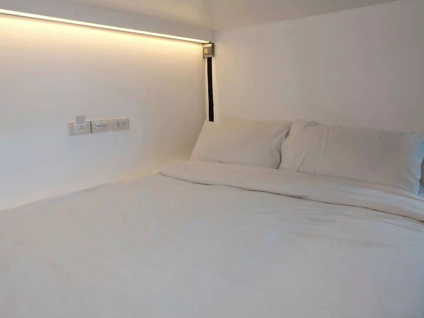 HOSTEL by BED – Hotelfoto
