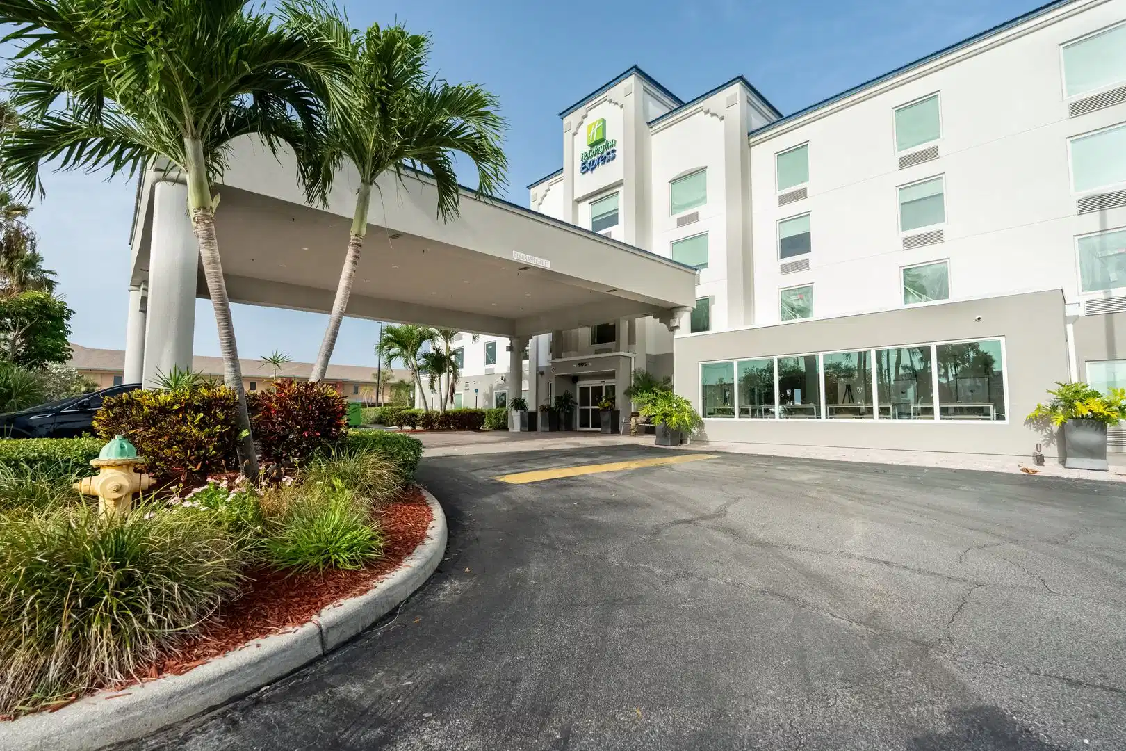 Holiday Inn Express & Suites Cocoa Beach by IHG – Hotelfoto