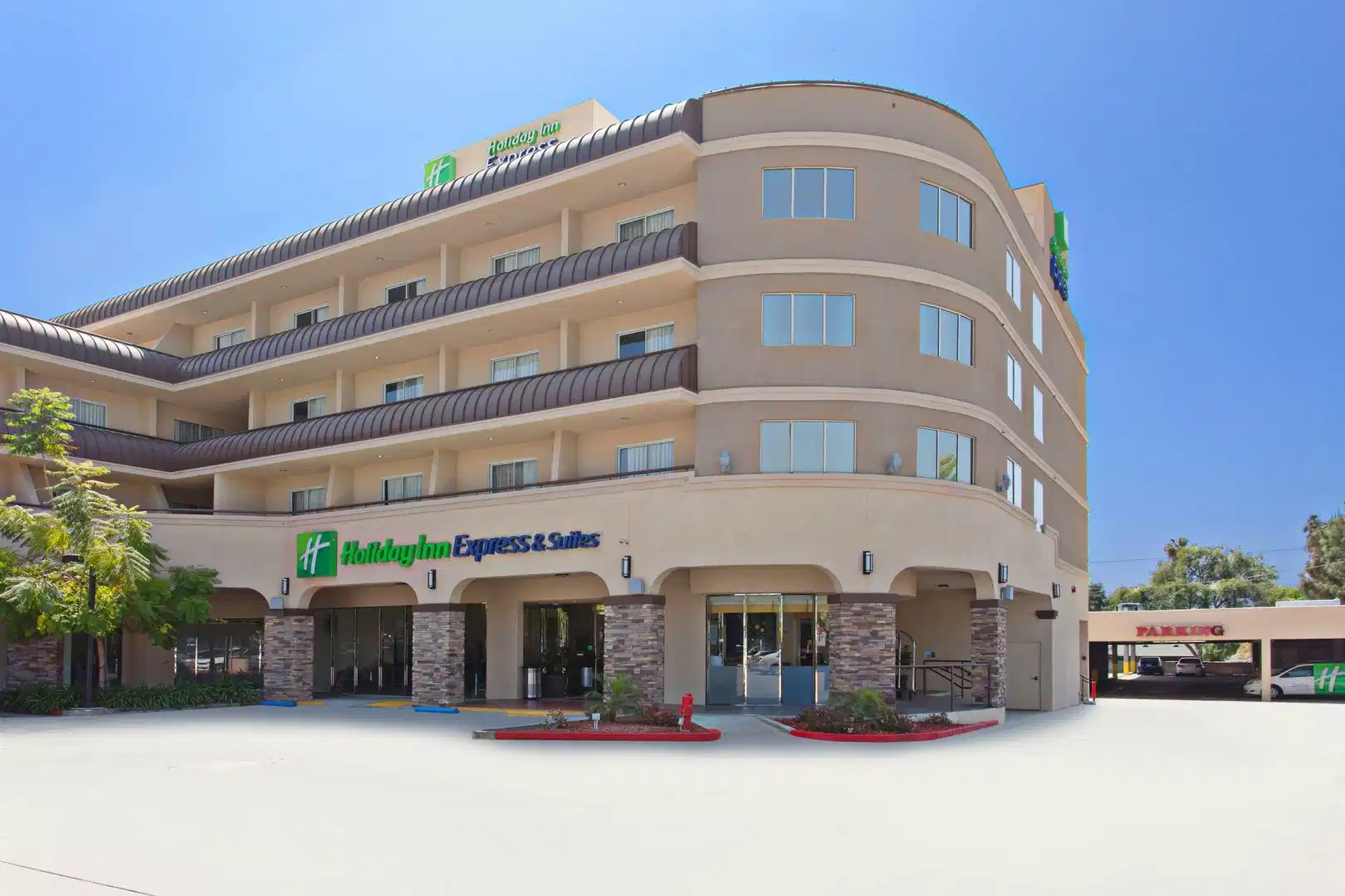 Holiday Inn Express & Suites Pasadena-Colorado Blvd. by IHG – Hotelfoto
