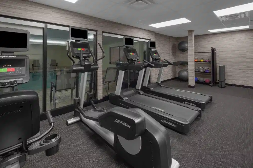 Courtyard by Marriott Detroit Brighton – Hotelfoto
