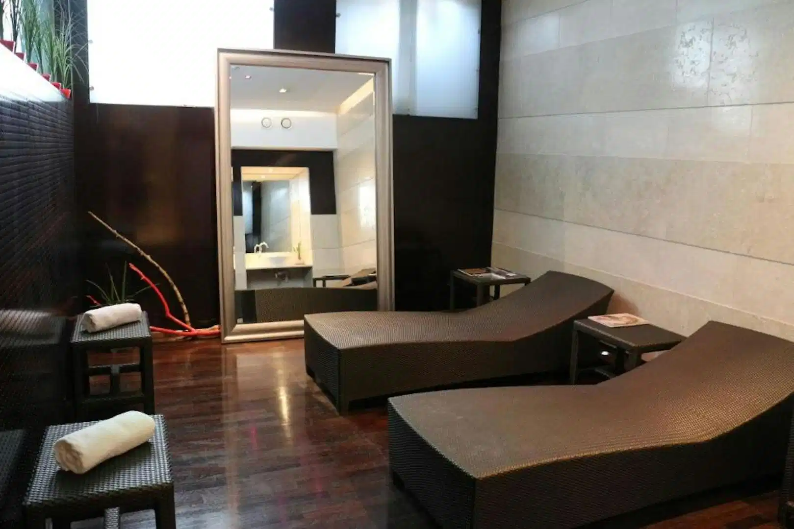 The Levante Parliament – Hotelfoto