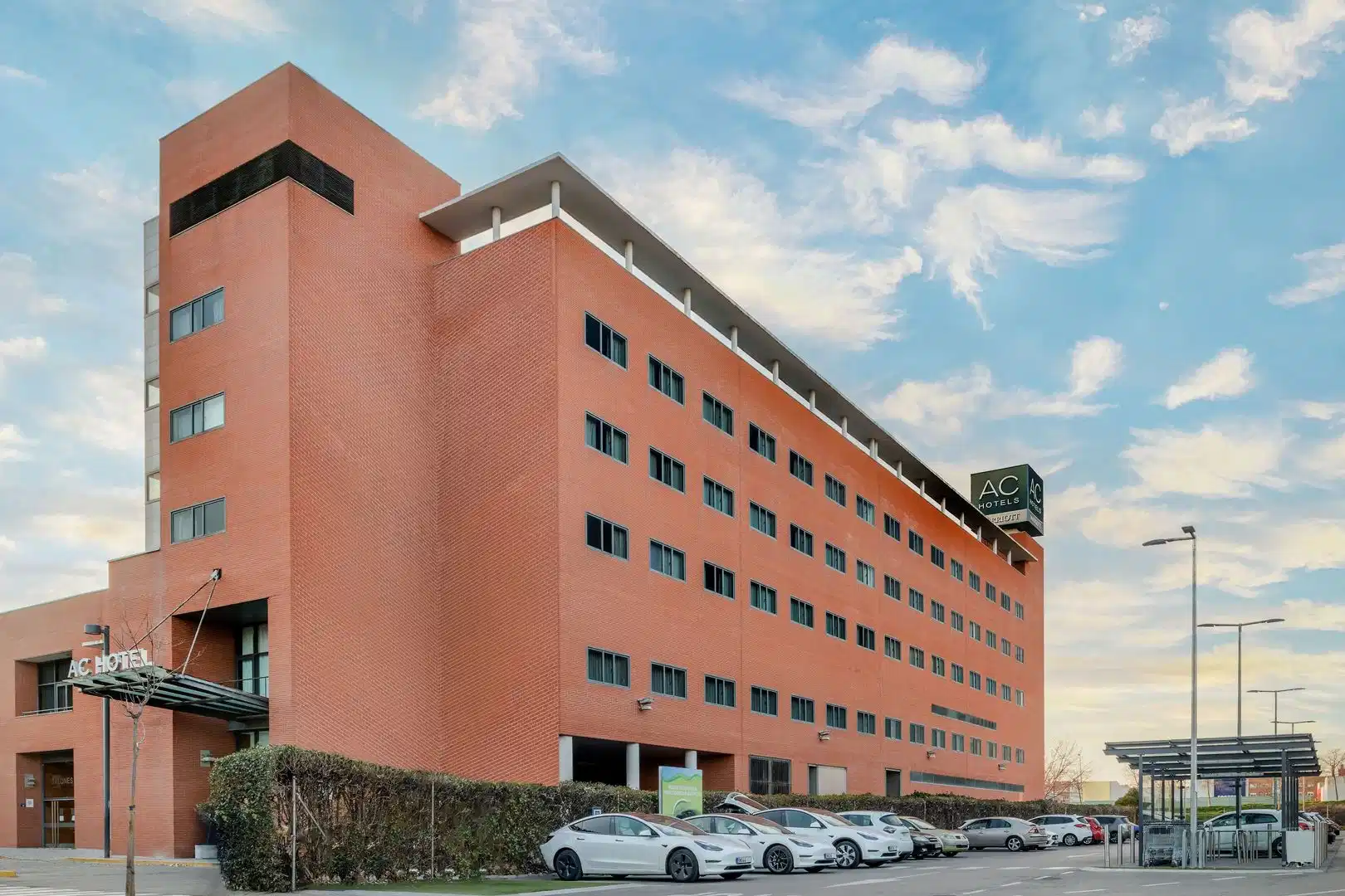 AC Hotel by Marriott Alcalá de Henares – Hotelfoto