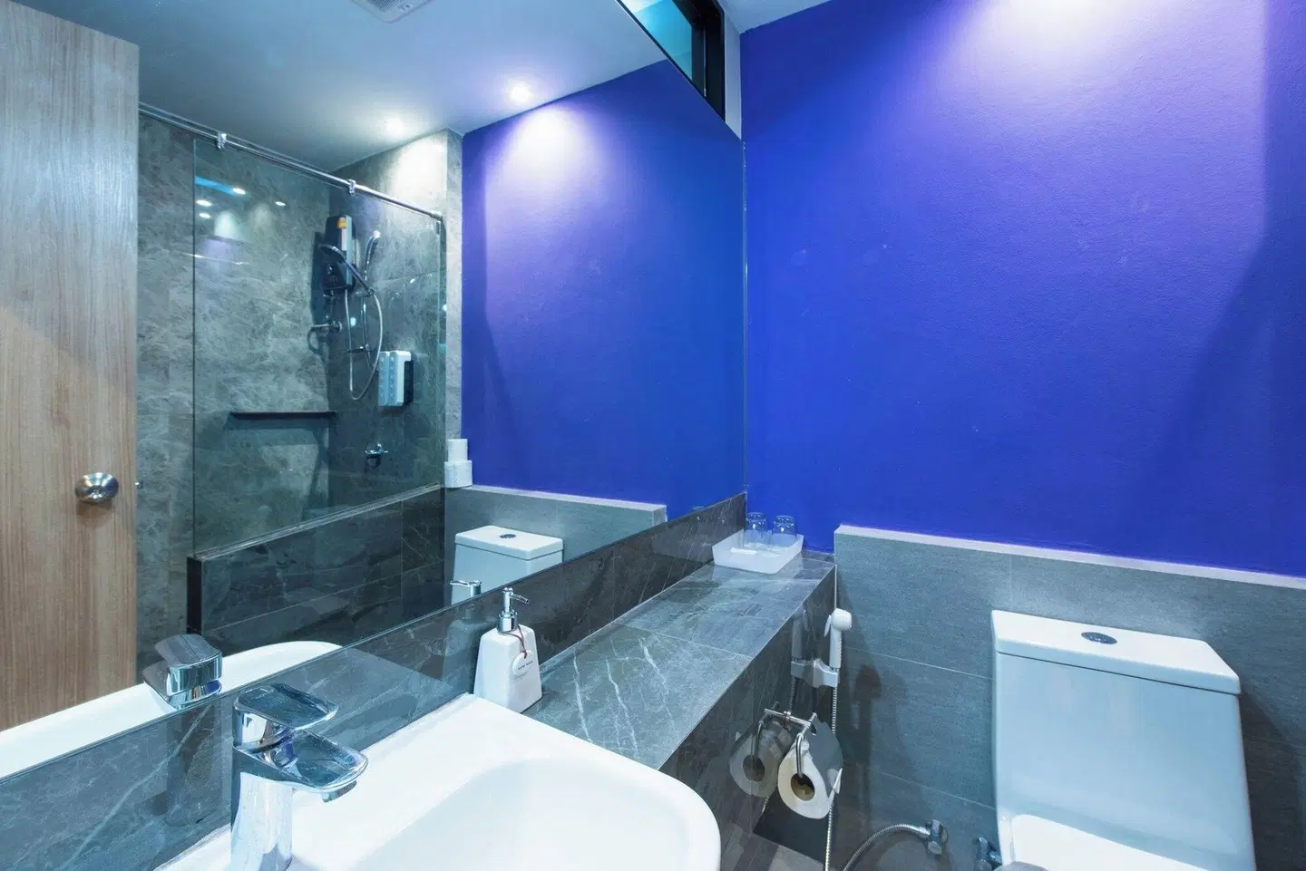 Hi Sotel Badezimmer