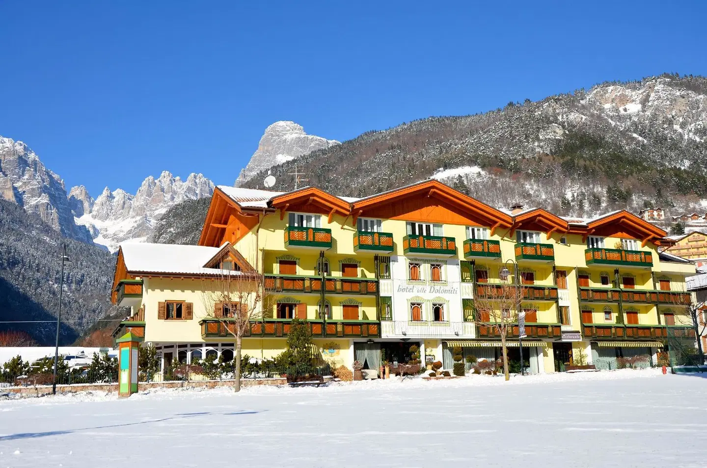 Alle Dolomiti EXTERIOR