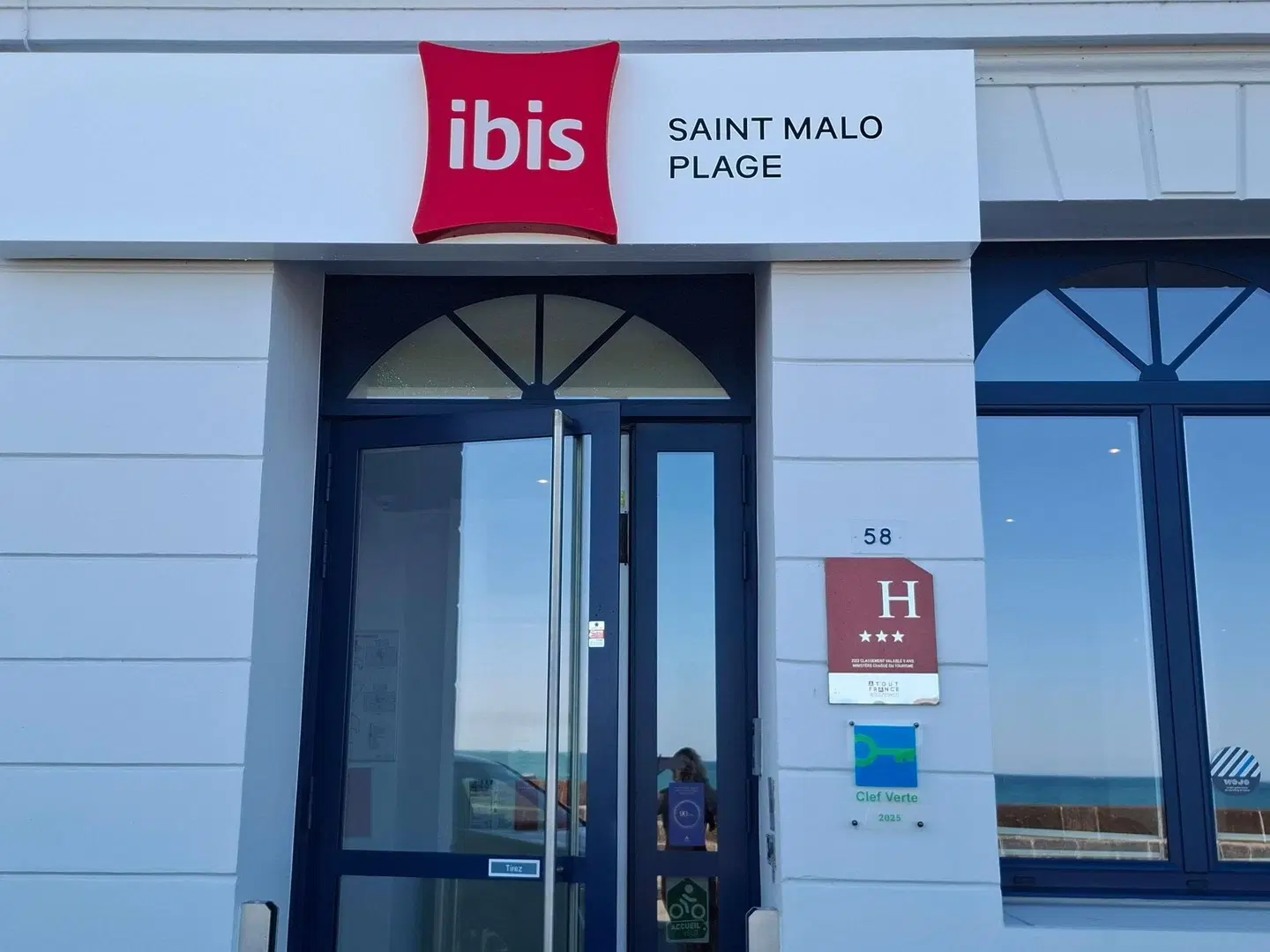 ibis Saint-Malo Plage EXTERIOR