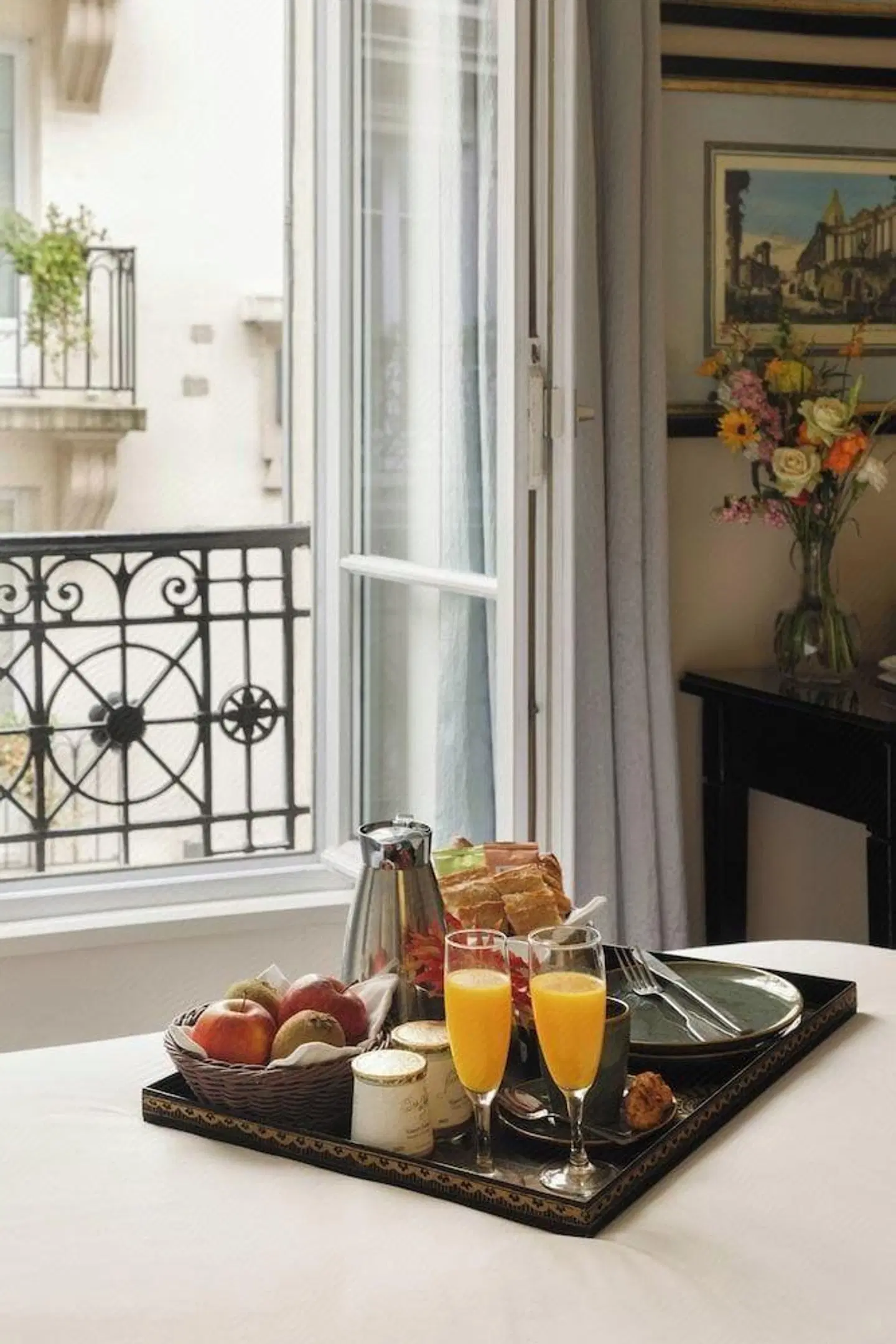 New Hotel Republique Restaurant