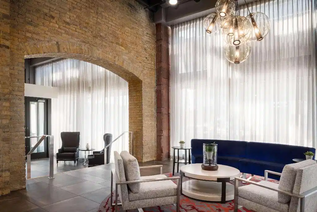 Homewood Suites By Hilton Milwaukee Downtown – Hotelfoto