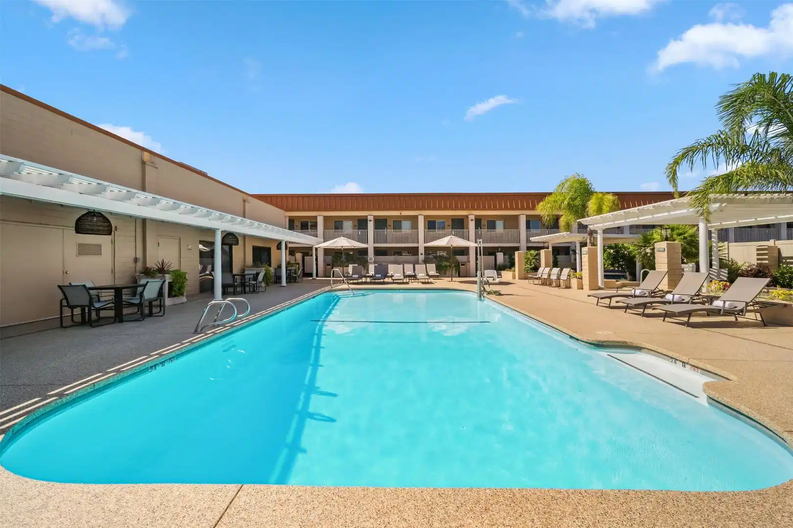 Best Western PLUS Hilltop Inn – Hotelfoto