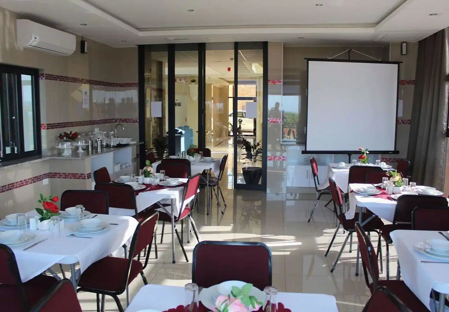 Royal Ushaka Hotel Morningside – Hotelfoto