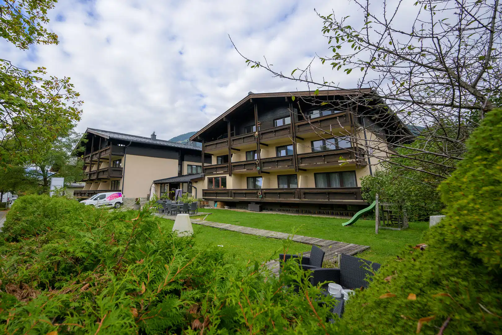 ROJ Rooms & Suites – Hotelfoto