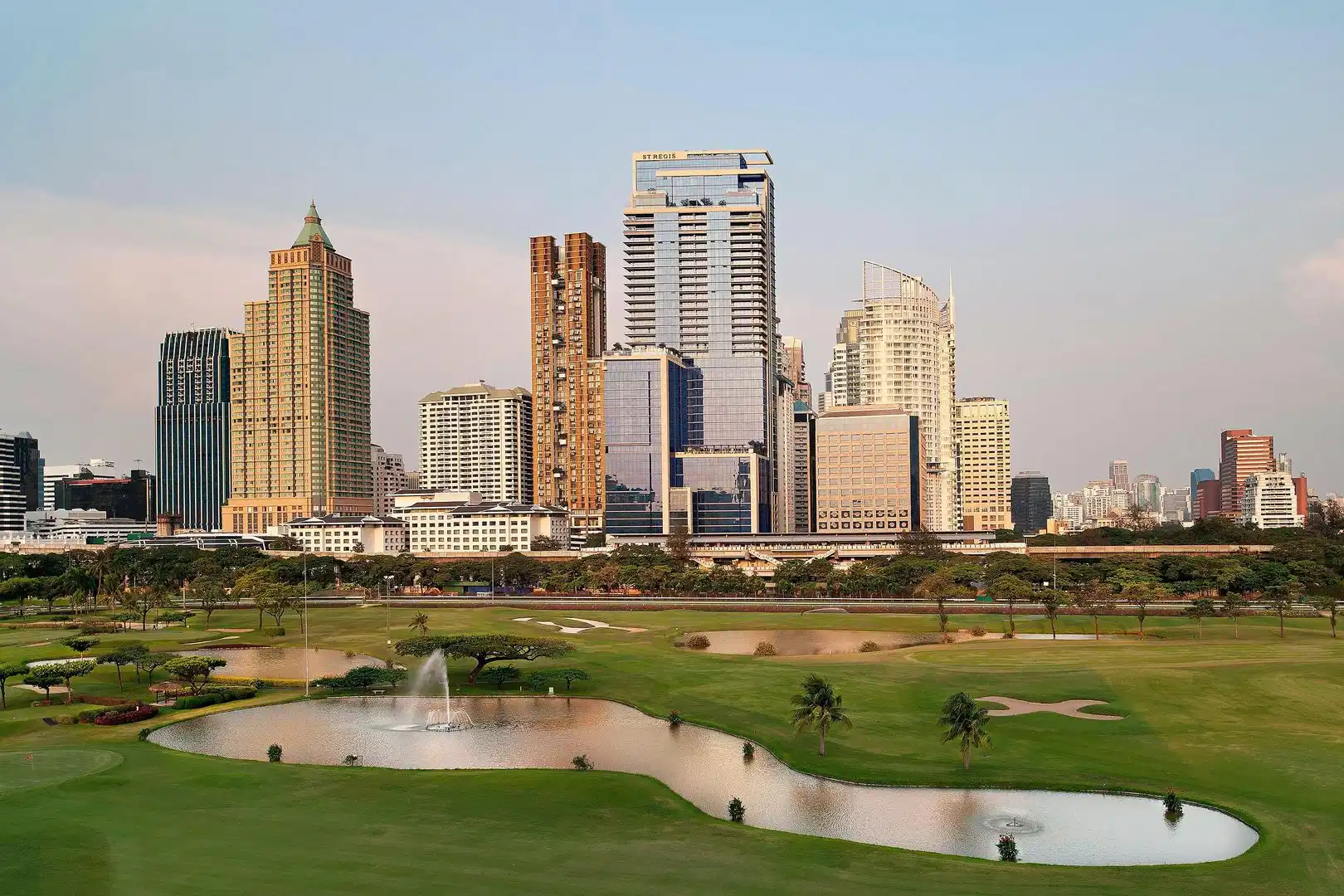 The St. Regis Bangkok – Hotelfoto