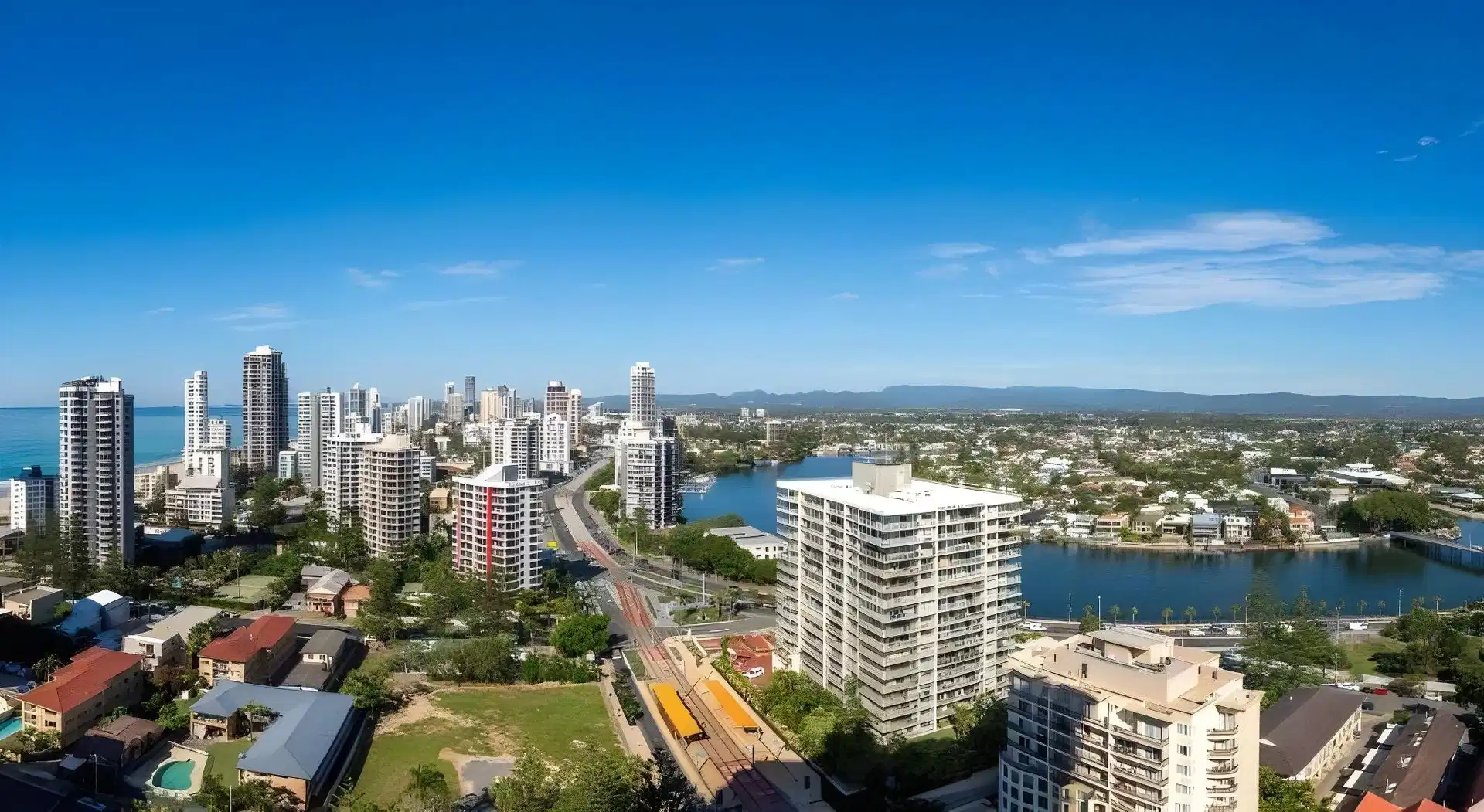 Artique Surfers Paradise – Hotelfoto