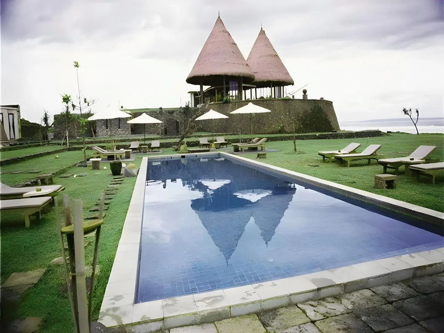 WakaGangga OUTDOOR_POOL
