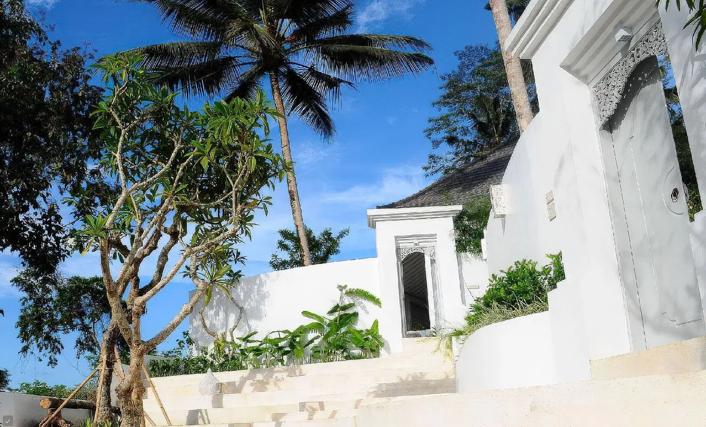 Cloud Nine Estate EXTERIOR