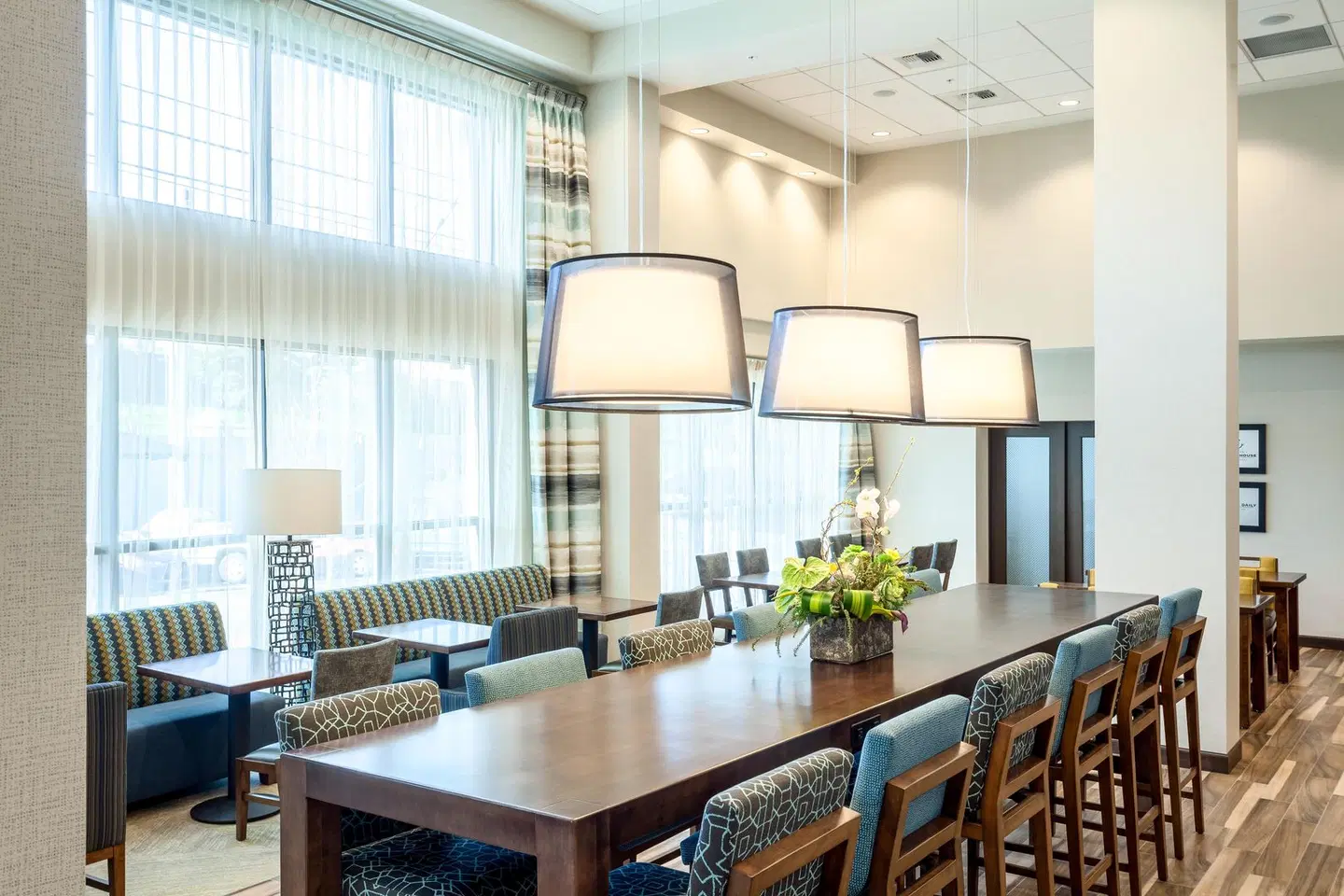 Hampton Inn & Suites by Hilton Seattle/Northgate Bar