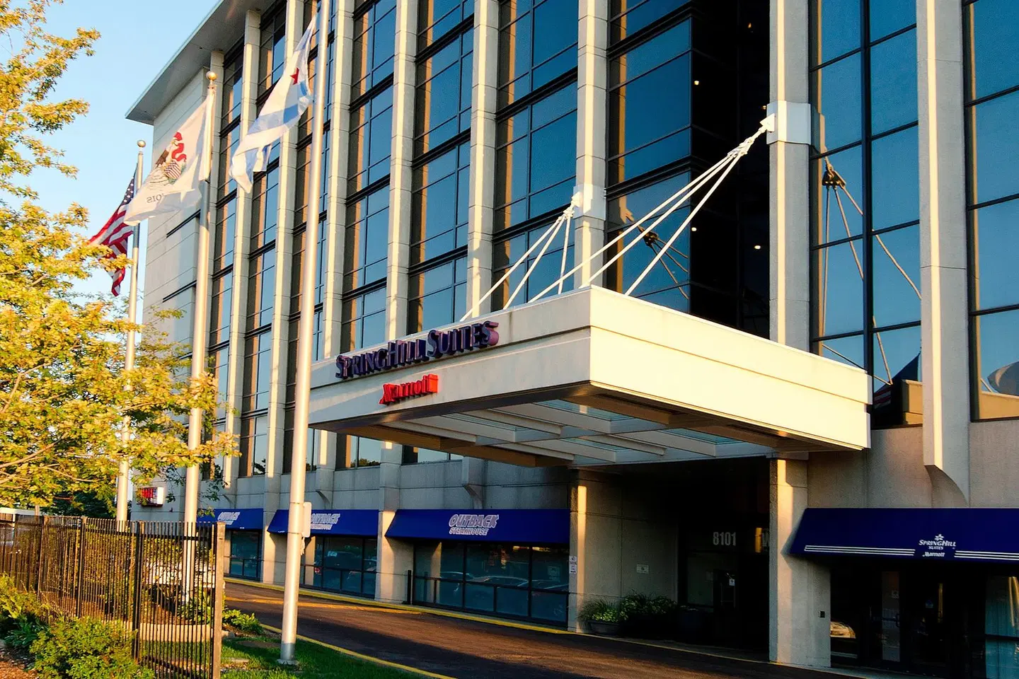SpringHill Suites by Marriott Chicago O'Hare EXTERIOR
