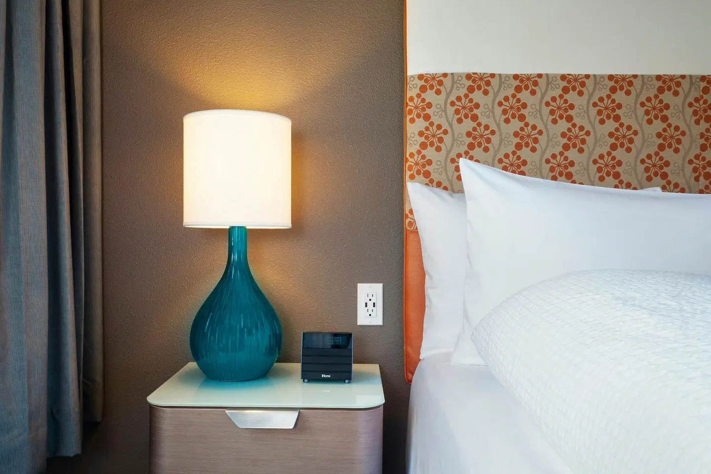 University Inn ROOM_EXAMPLE