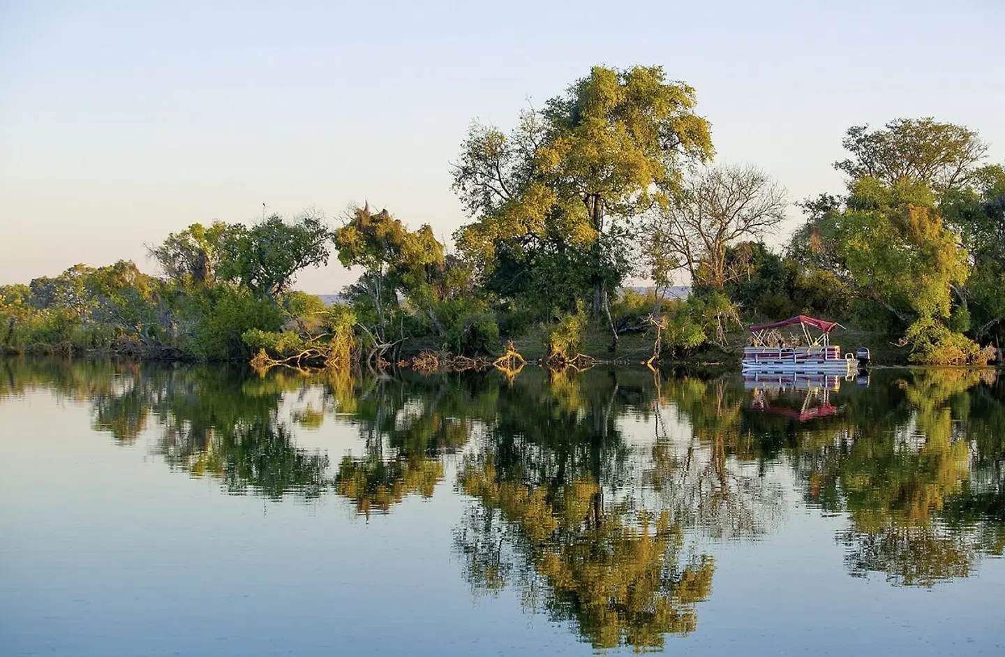 Thorntree River Lodge LANDSCAPE
