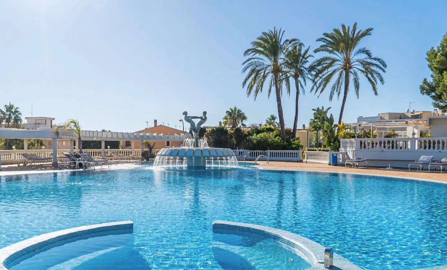 GPRO Valparaíso Palace & Spa OUTDOOR_POOL