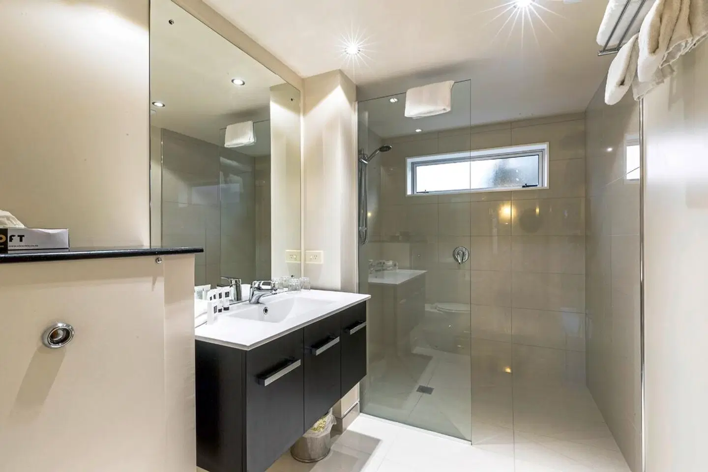 Distinction Te Anau Hotel & Villas Badezimmer