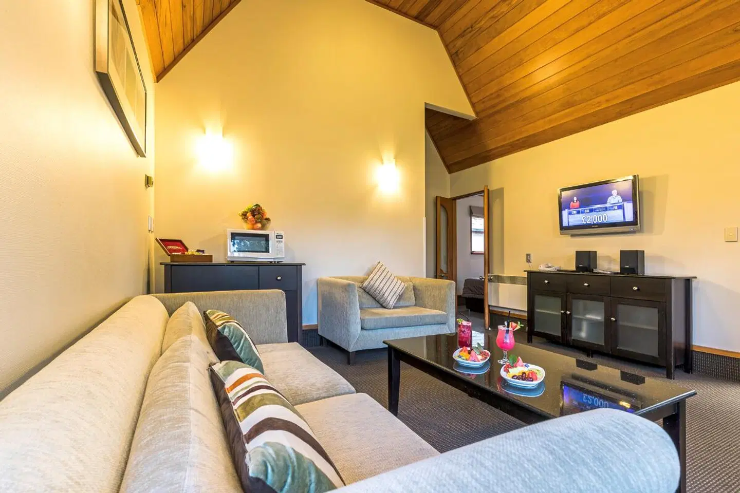 Distinction Te Anau Hotel & Villas ROOM_EXAMPLE