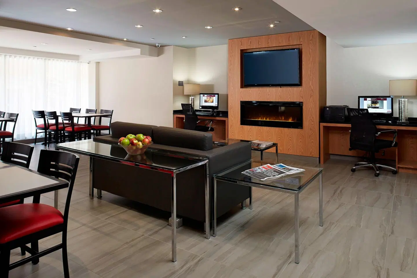 Residence Inn by Marriott Montreal Downtown Bar