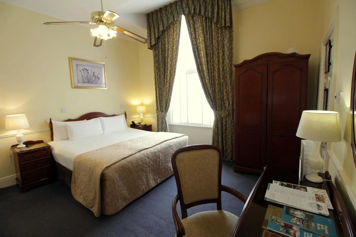 Harrington Hall ROOM_EXAMPLE