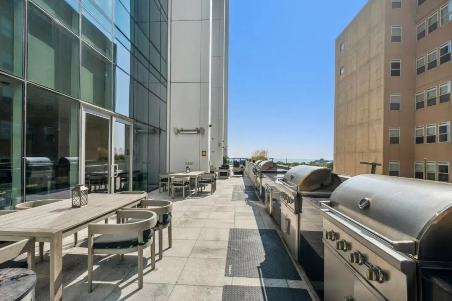 Sentral Michigan Avenue Terrasse