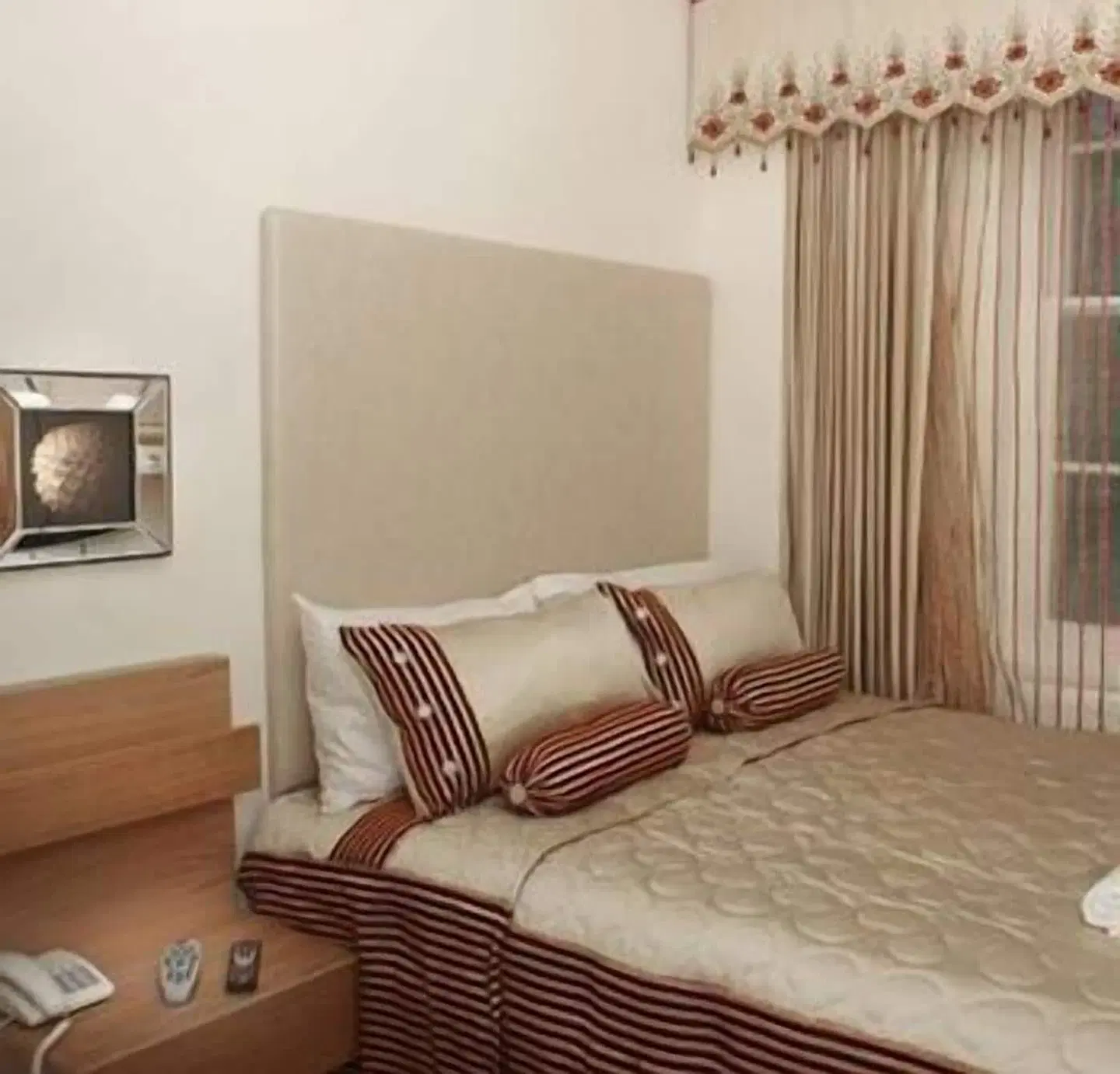 ABC Hyde Park Hotel ROOM_EXAMPLE