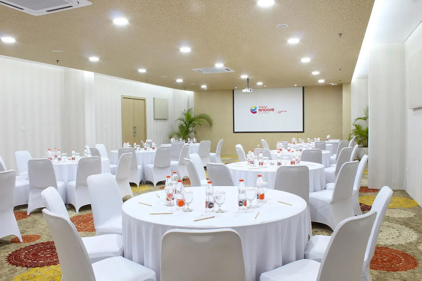 Ramada Encore Bali Seminyak Konferenz