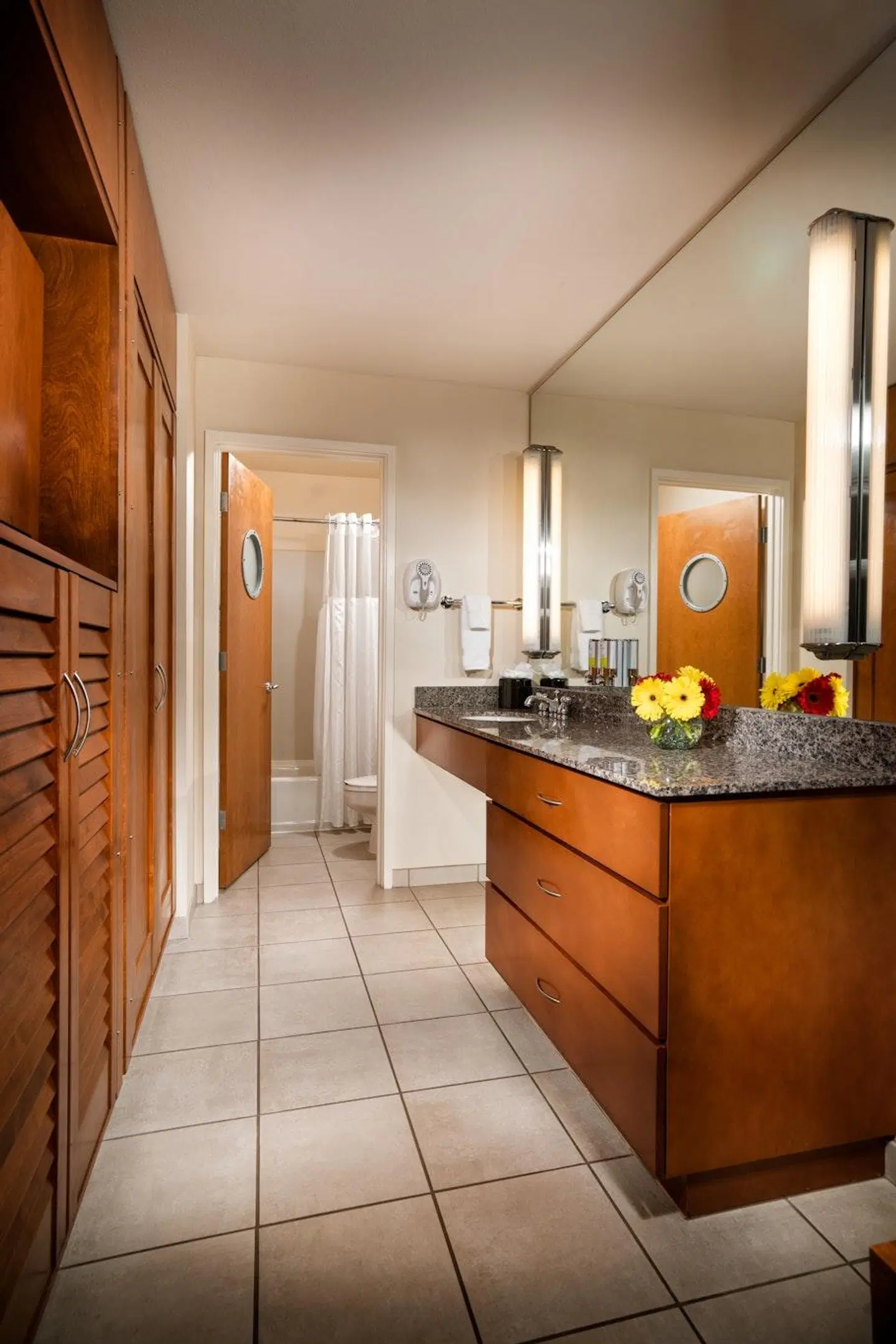 Watertown Hotel Seattle ROOM_EXAMPLE