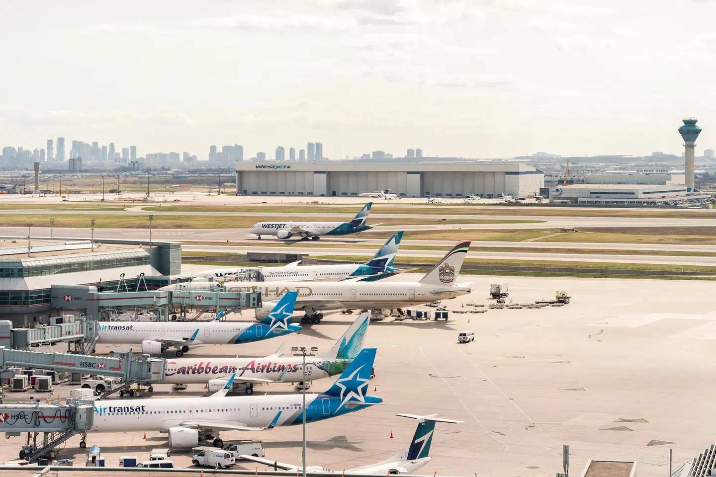 Sheraton Gateway Hotel in Toronto International Airport Strand