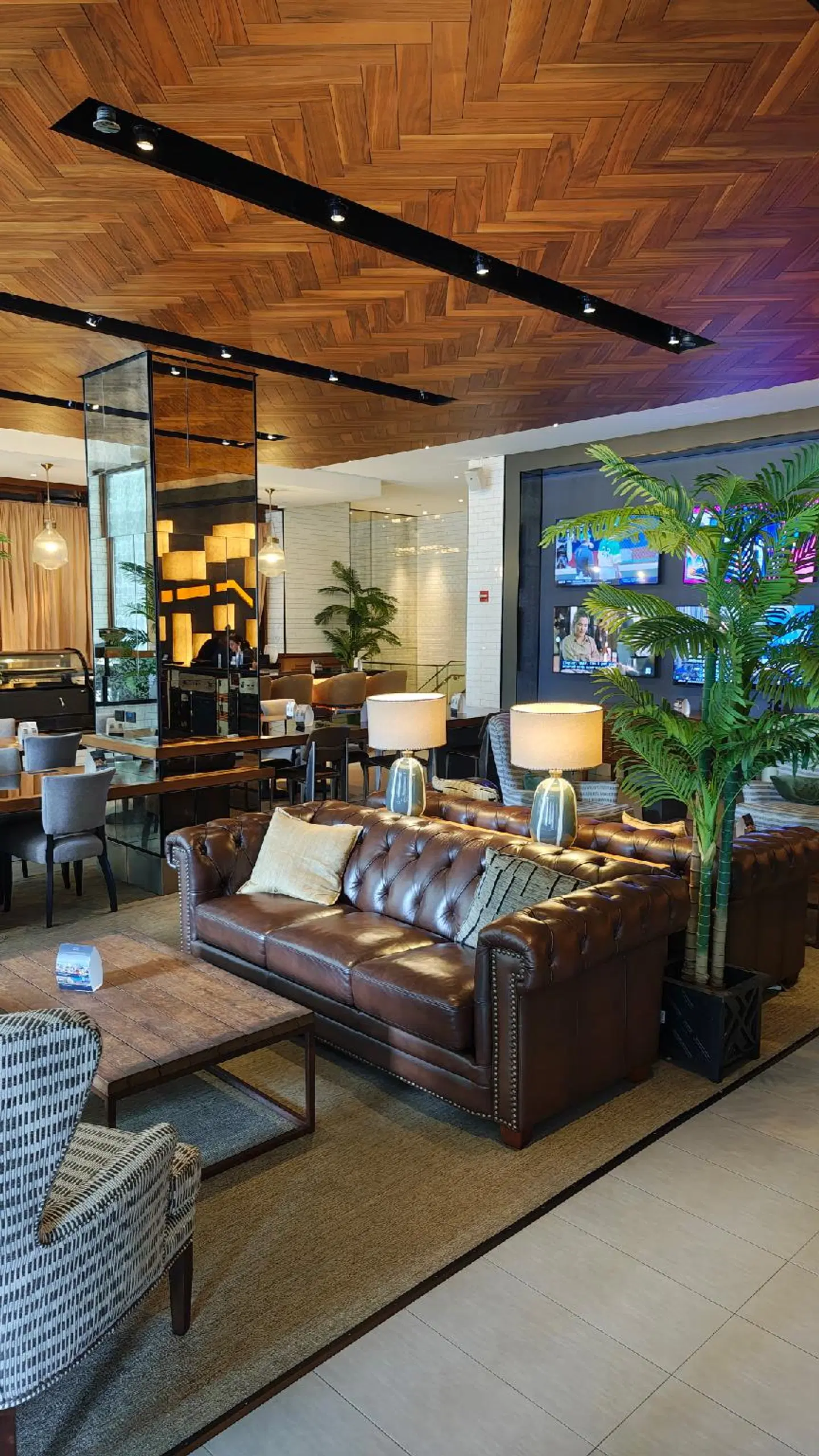 The Chicago Hotel Collection - Magnificent Mile Hotel & Suites LOUNGE_LOBBY