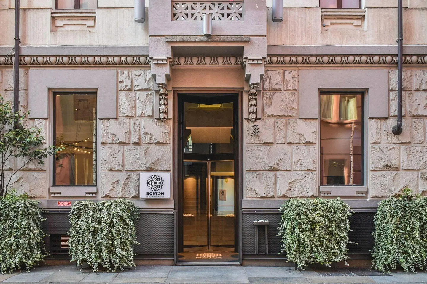 Art Hotel Boston EXTERIOR
