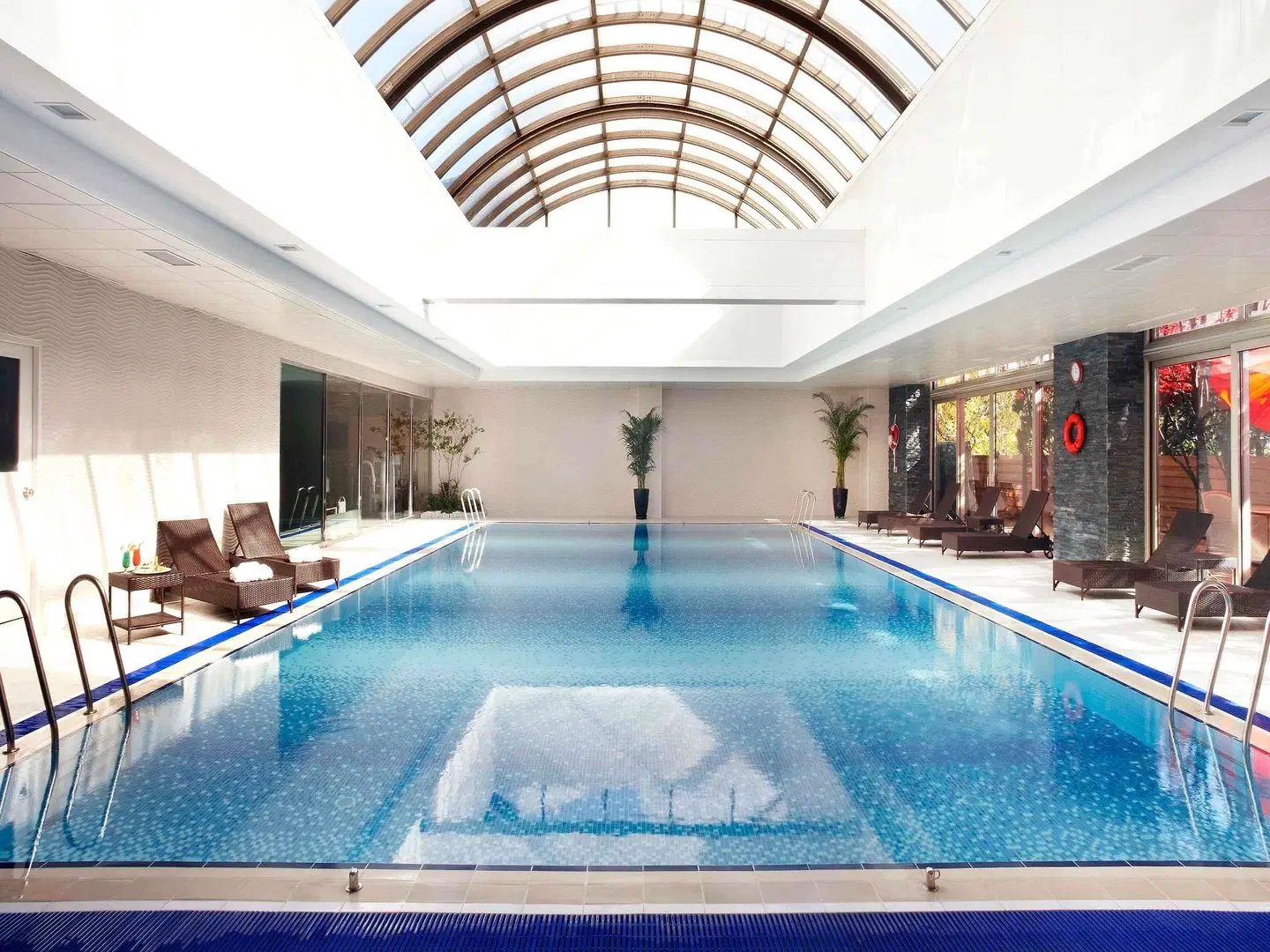 Novotel Ambassador Seoul Gangnam Hotel Hallenbad